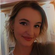Profesora de inglés de todos niveles.
Tengo un máster en filología inglesa.
Ayudar con los deberes de primaria tampoco es problema